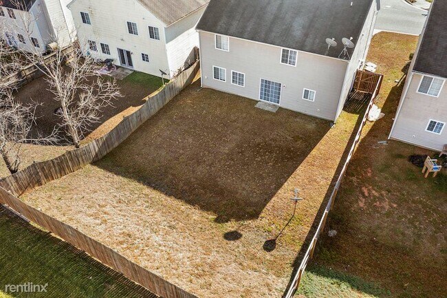 Foto del edificio - 4 br, 2.5 bath House - 809 Caledon Dr