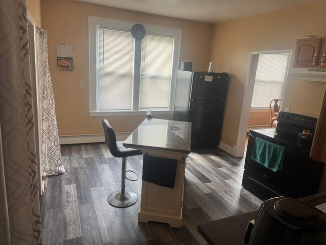 Kitchen - 19 Westland St