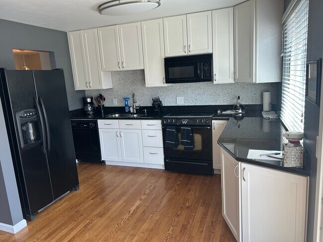 Foto del edificio - 1805 S Saulsbury Ct