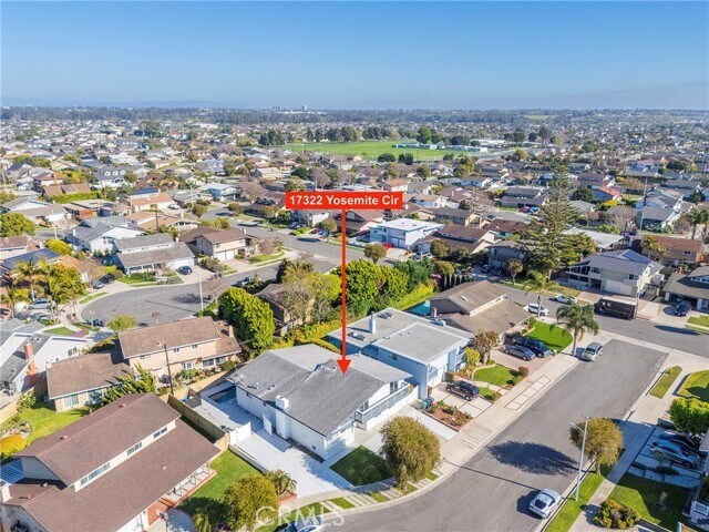 Building Photo - 17322 Yosemite Cir