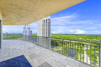 Building Photo - 4931 Bonita Bay Blvd