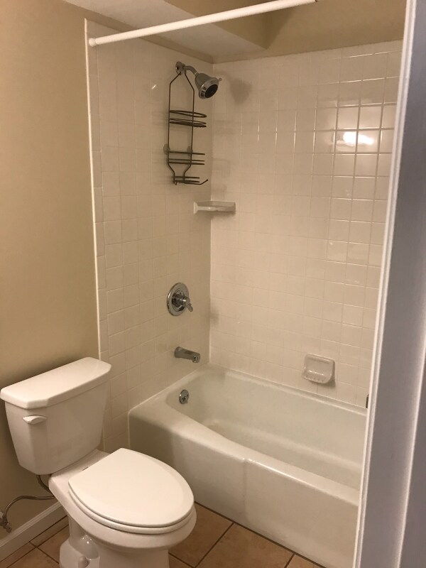 Foto del edificio - 422 Aylesford Pl