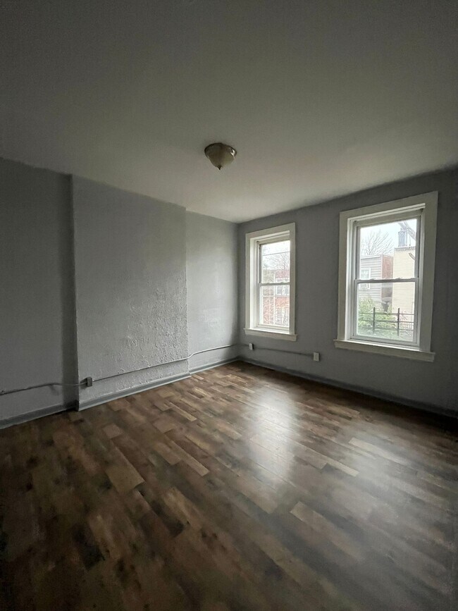 Foto del edificio - 192 Grant Ave