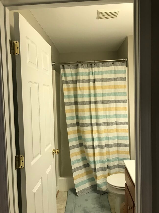 Foto del edificio - 8756 Springwater Dr