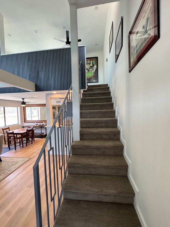 Foto del edificio - 2650 Lake Ave