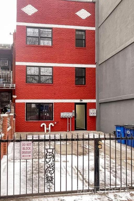 Foto del edificio - Brand New 3 Bed 2 Bath in Bushwick!