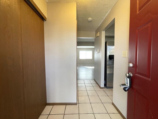 Foto del edificio - 2413 Edmonton Rd