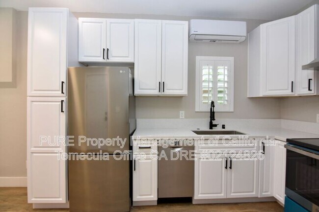 Foto del edificio - 27356 Pinyon St