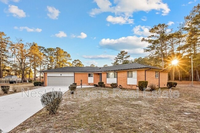 Building Photo - 554 Snow Hill Rd