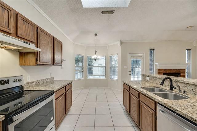 Foto del edificio - 8113 Heritage Pl Dr