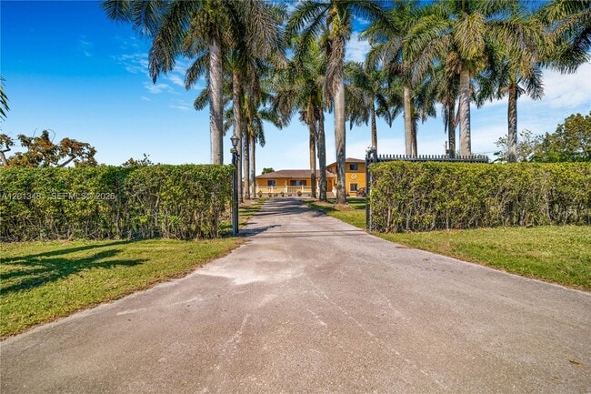 Foto del edificio - 26500 SW 167th Ave