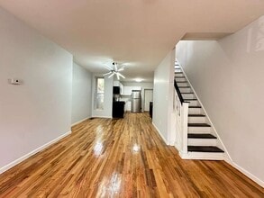 Building Photo - 5663 Matthews St