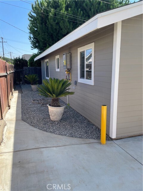Foto principal - 1387 3rd St