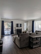 Building Photo - 91 Falcon Ridge Way N