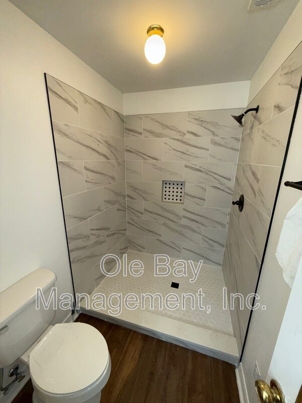 Foto del edificio - 6621 Heritage Woods Ct