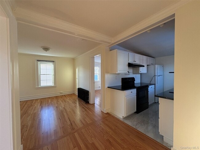 Building Photo - 46 Church St