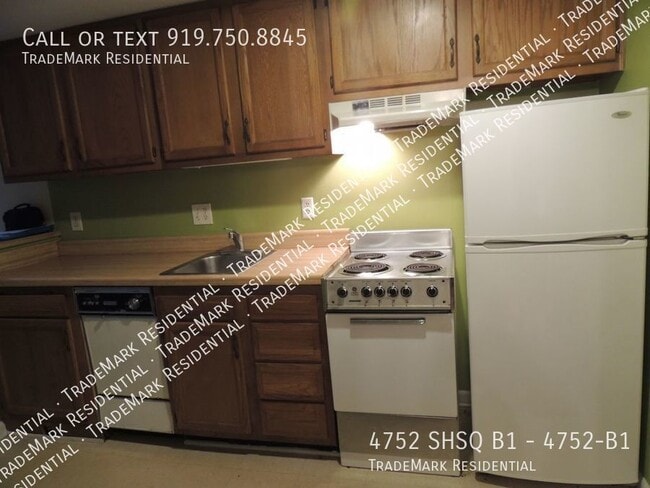 Building Photo - 4752 SHSQ B1