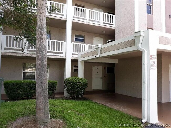 Building Photo - 1100 NW 87th Ave