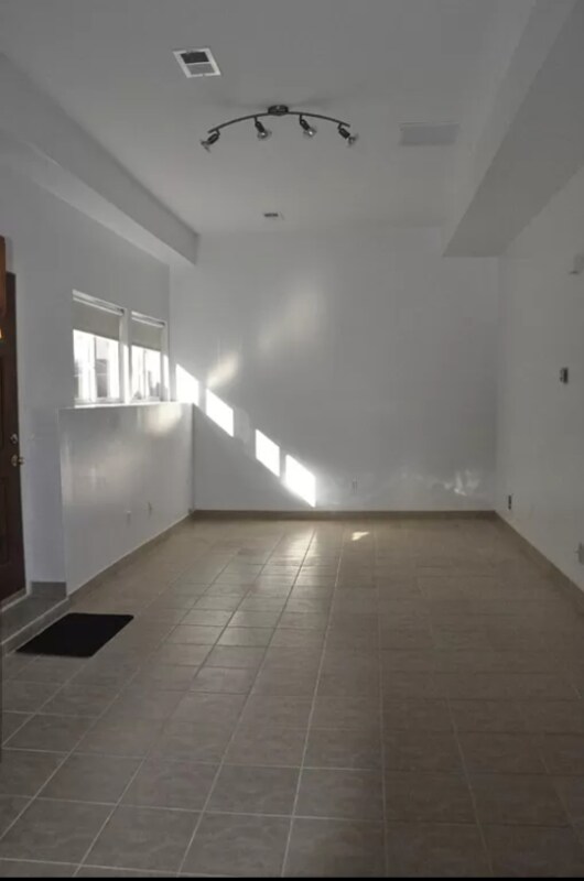 Foto del edificio - 126 Bayview Ln