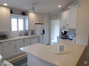 Building Photo - 4238 Redonda Ln