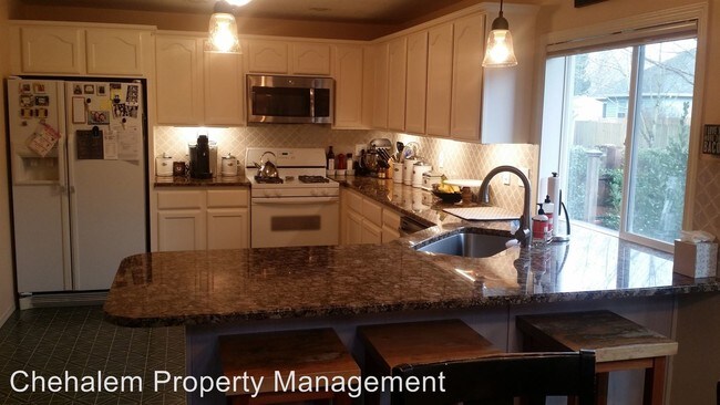 Building Photo - 114 W Myrtlewood Dr