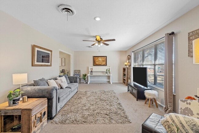 Foto del edificio - 5601 Westlawn Dr