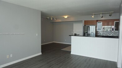Building Photo - 325 S Biscayne Blvd