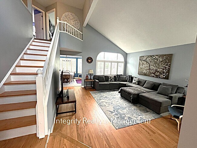 Building Photo - 4 bed 4 bath 1,954 sq ft-19151 E Garden Pl. Centennial Co 80015