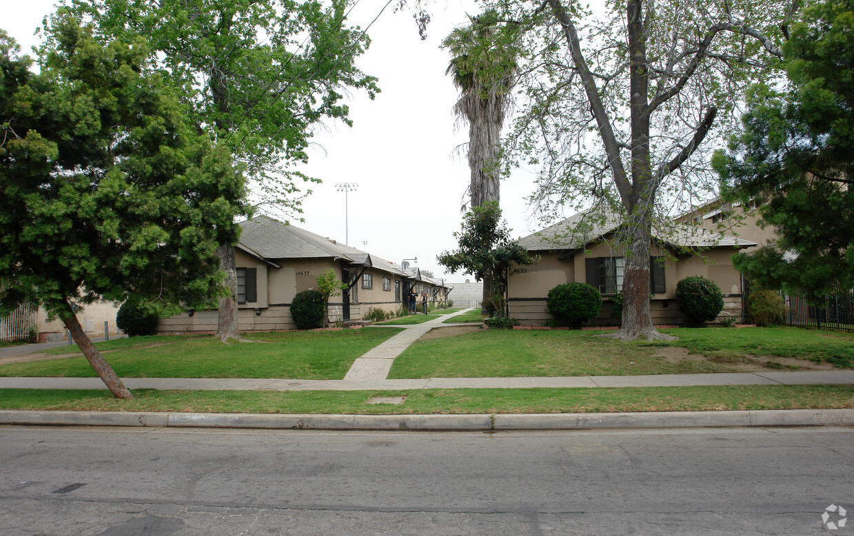 Building Photo - 14635 Blythe St