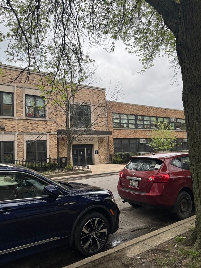 Foto del edificio - 6108 S Dorchester Ave