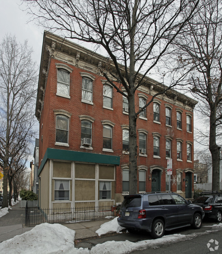 Foto principal - 222-224 7th St