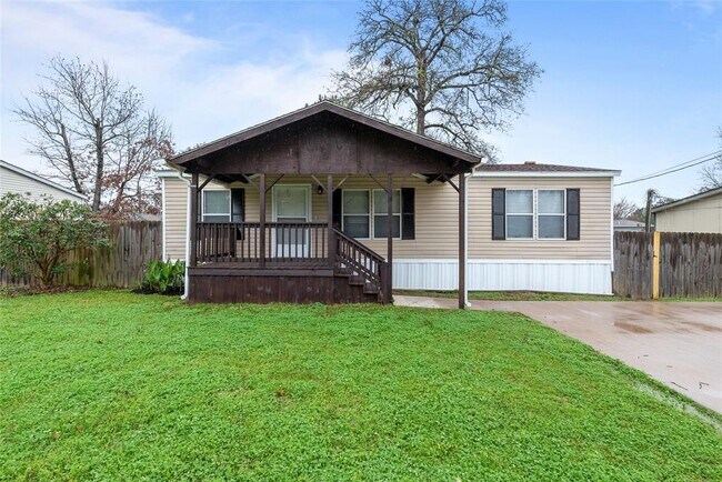 Foto del edificio - 9642 Live Oak Trail
