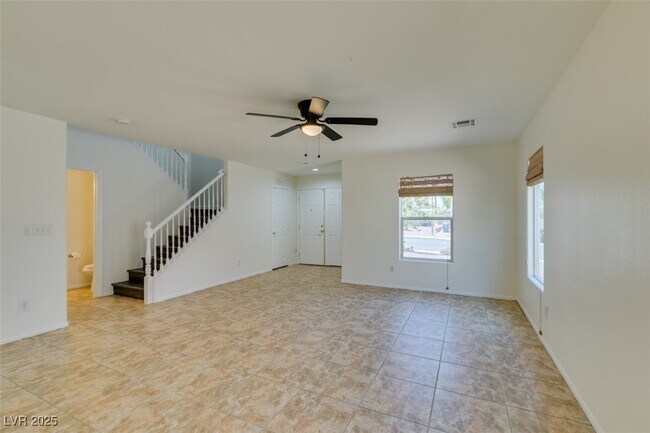 Foto del edificio - 210 Lynbrook St
