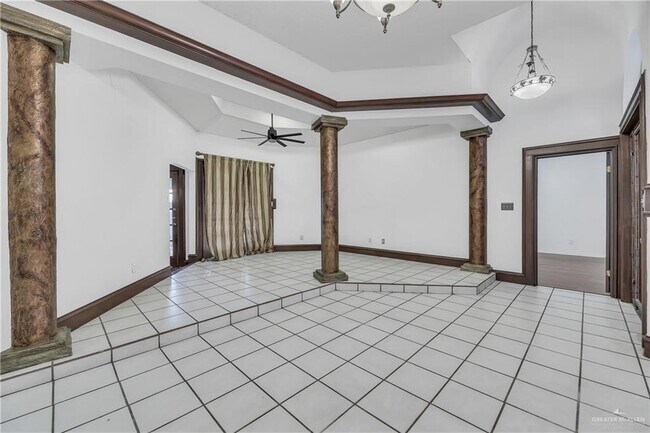 Foto del edificio - 416 E Nassau Ave