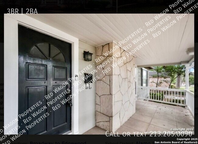 Foto del edificio - 167 E Edgewood Pl