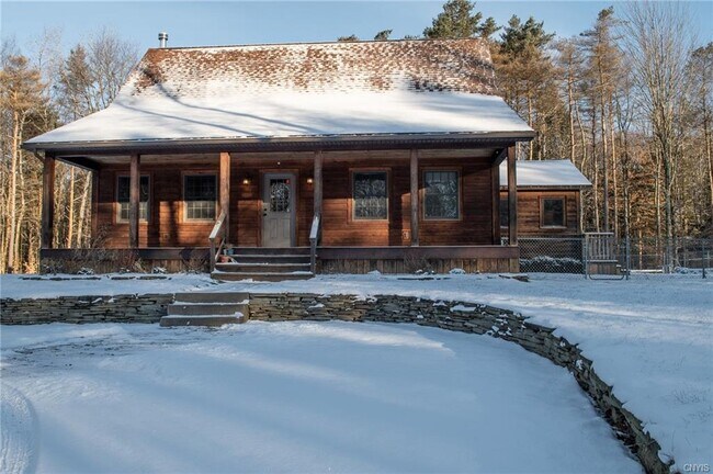 Foto del edificio - 7781 Watson Hollow Rd
