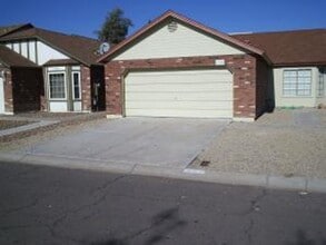 Building Photo - 1276 W Straford Dr