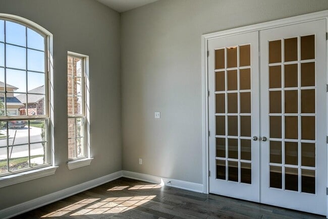 Building Photo - 2748 Enza Ct