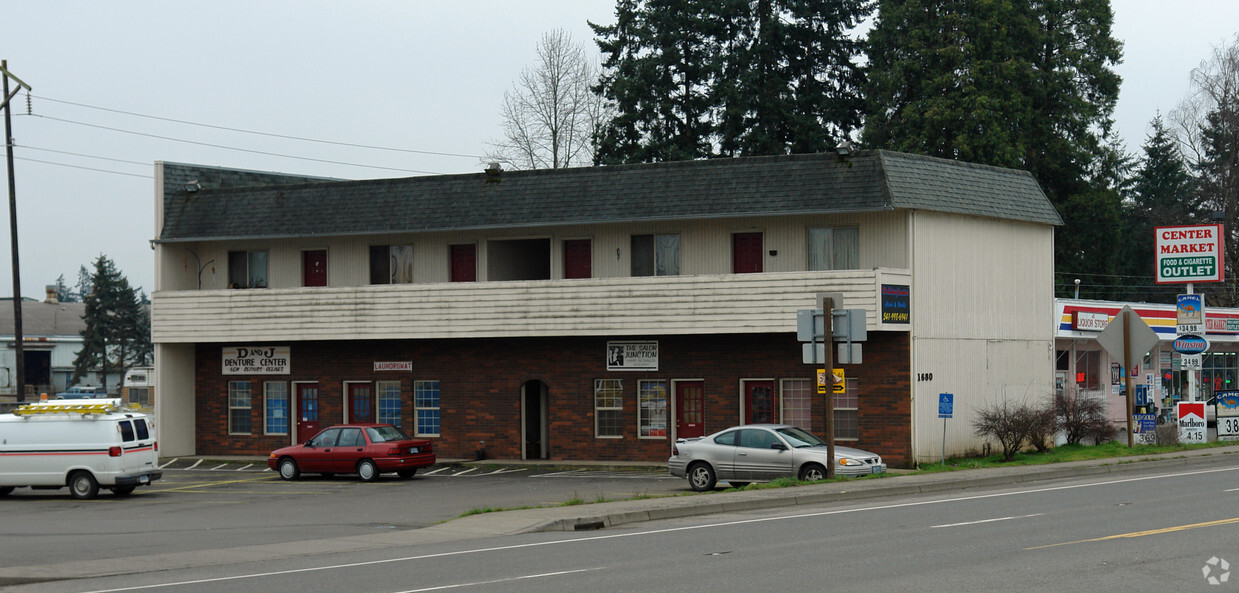 Building Photo - 1680 Ivy St
