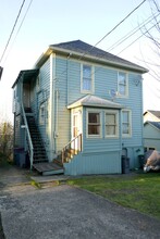 Building Photo - 3050 Grand Ave