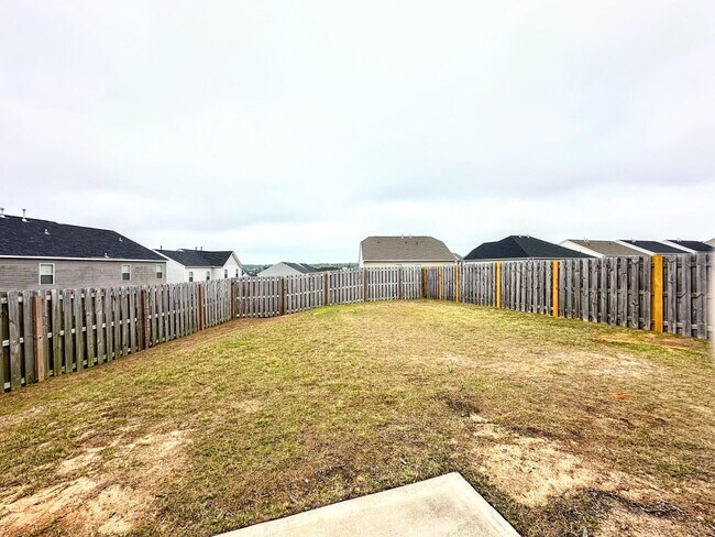 Foto del edificio - 4025 Thimbleberry Dr