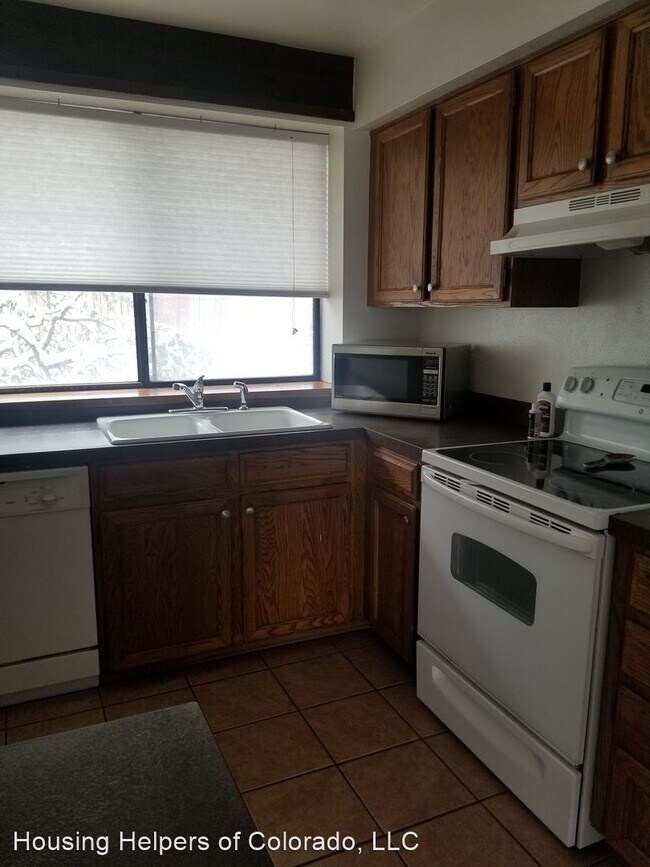 Building Photo - 2 br, 2 bath House - 2653 Juniper Avenue