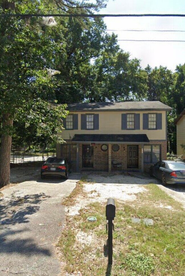 Building Photo - 4116 Glendon Rd