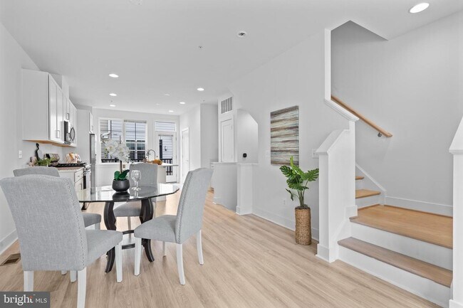 Building Photo - 7374 Blade Dr