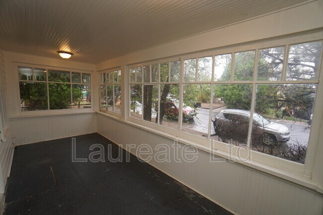 Building Photo - 1440 Kenton St