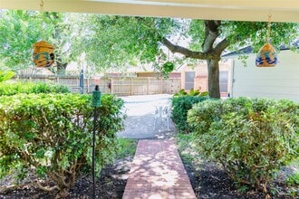 Building Photo - 8802 Willacy Ct