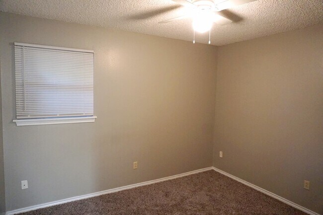 Foto del edificio - 2202 32nd St