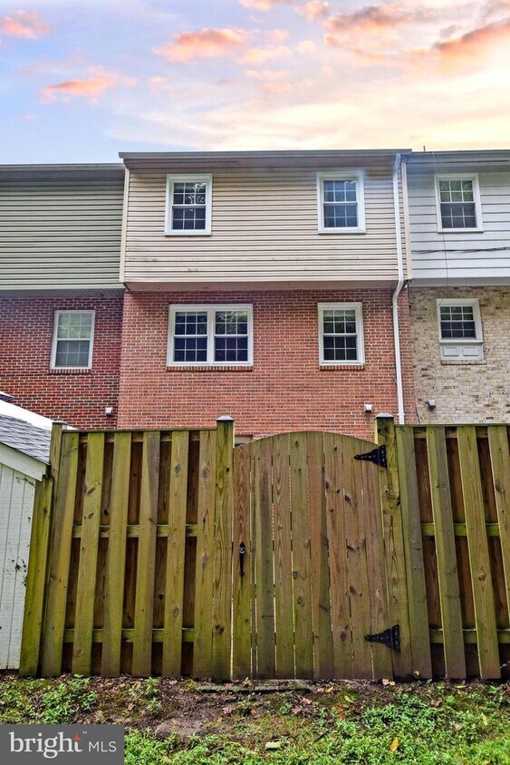 Primary Photo - 15322 Watermill Terrace