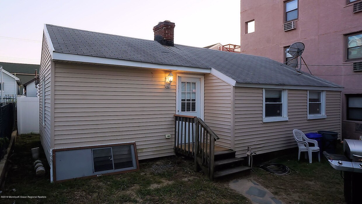 Primary Photo - 29 Carteret Ave