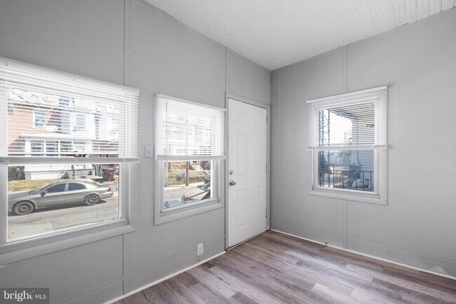 Foto del edificio - 806 E 22nd St
